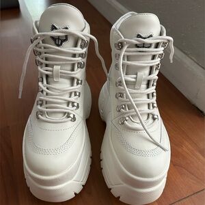 Naked Wolfe Spike sneakers in white size 5